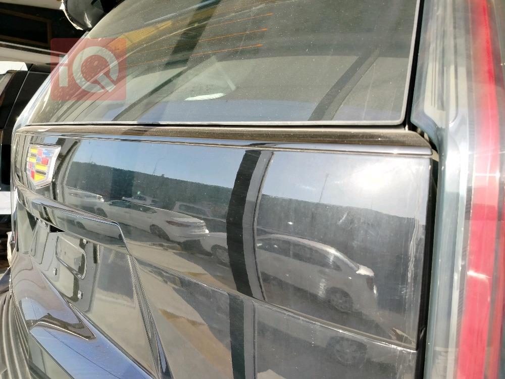 كاديلاك اسكاليد